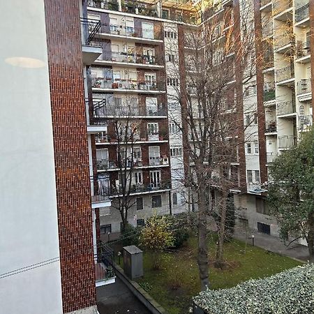 Porta Genova Suite Modern House Milan Bagian luar foto