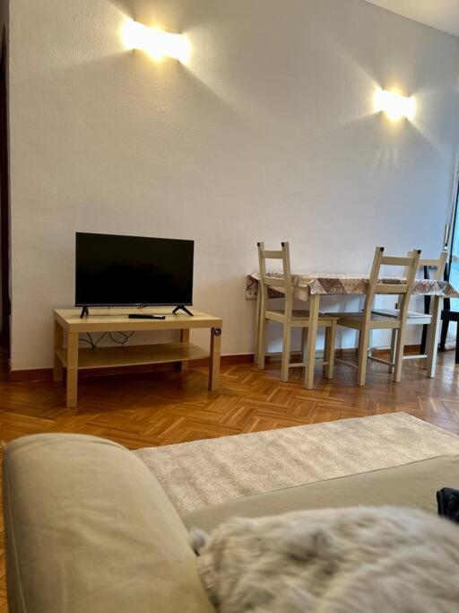 Porta Genova Suite Modern House Milan Bagian luar foto